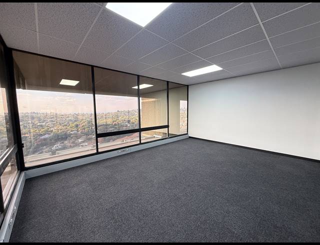 835M² OFFICE TO LET IN BRAAMFONTEIN WERF